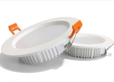 Il pannello principale rotondo esile Downlight 3000K per lasciare l'area ha introdotto 185 - 265V